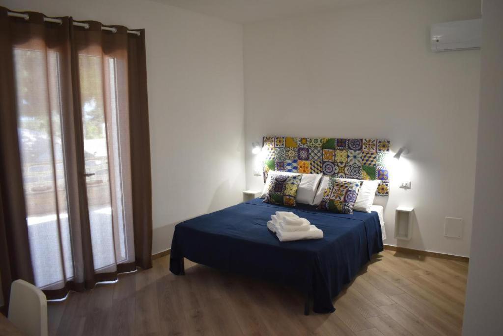B&B Lastracu 카스텔라마레델골포 외부 사진